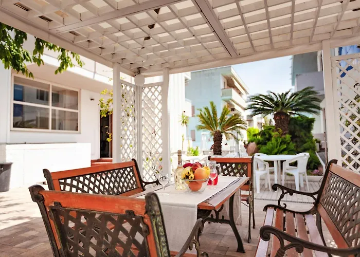 Apartamento Pleasant In Near Sea Alba Adriatica